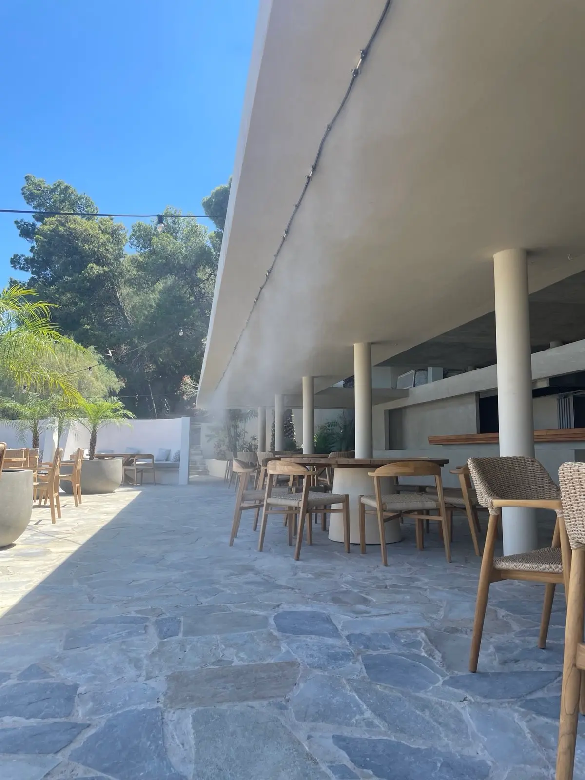 002 ydronefosi se estiatorio xenodoxeiou