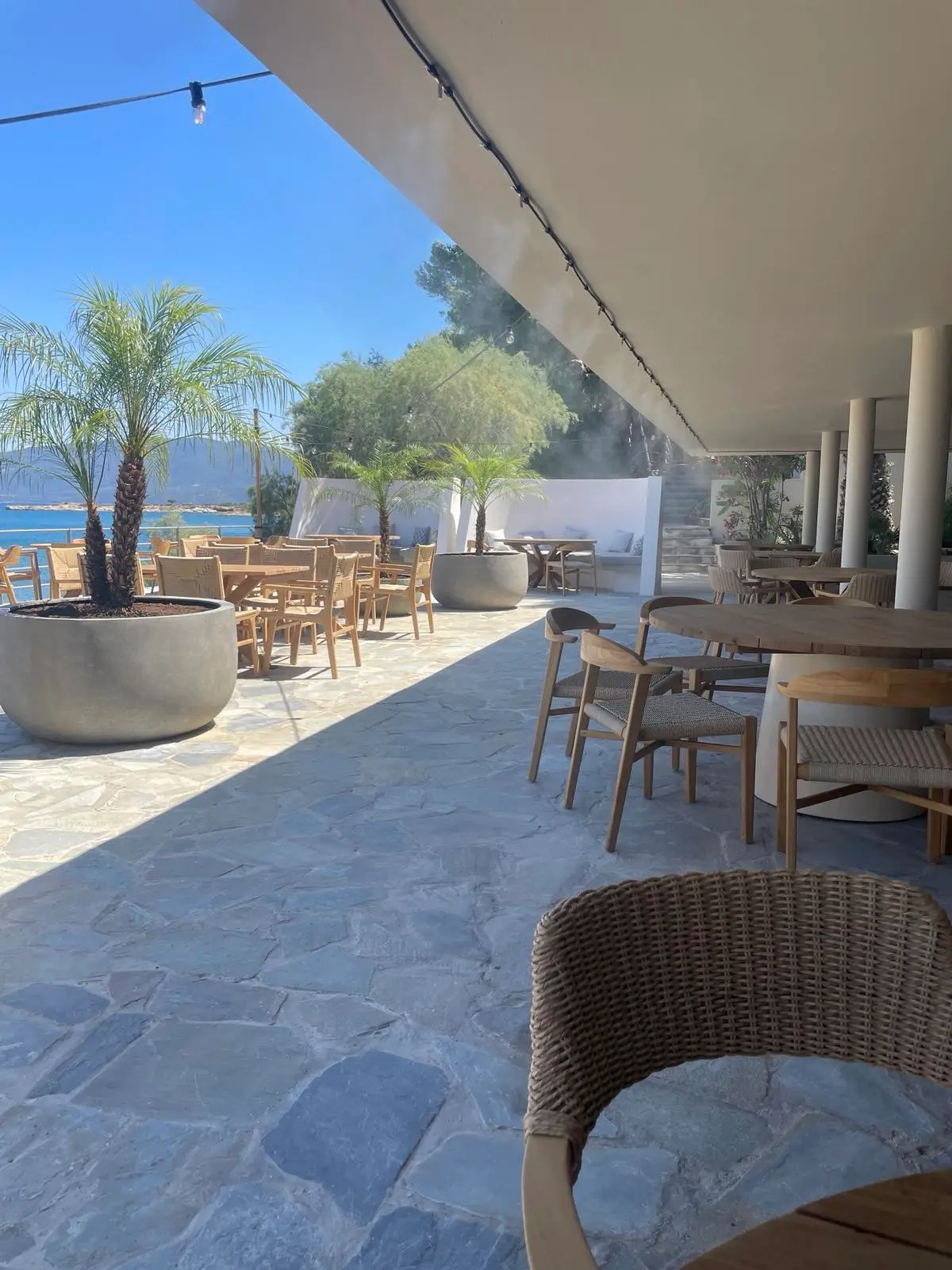 003 ydronefosi se estiatorio xenodoxeiou.JPG